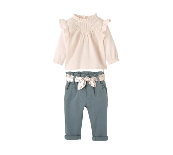 Blusa beige flammeada con volantes y pantalón verde grisáceo con cinturón de pañuelo de flores beige - Vertbaudet